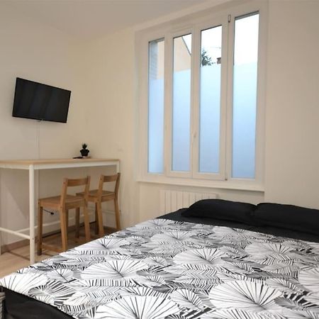 Studio en résidence privée à Villeurbanne Extérieur photo