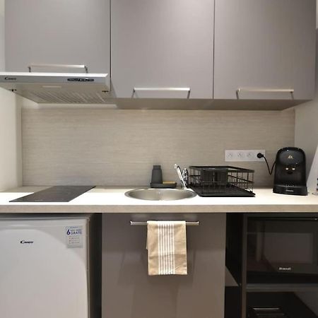 Studio en résidence privée à Villeurbanne Extérieur photo
