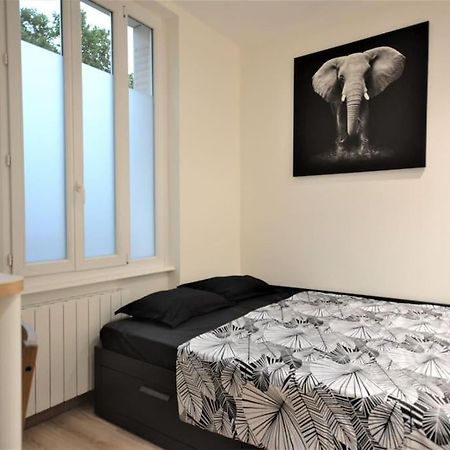 Studio en résidence privée à Villeurbanne Extérieur photo